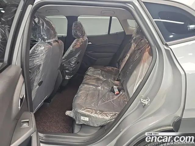 Chevrolet Trax 2025 1.2 автомат (гидро), миниатюра 12