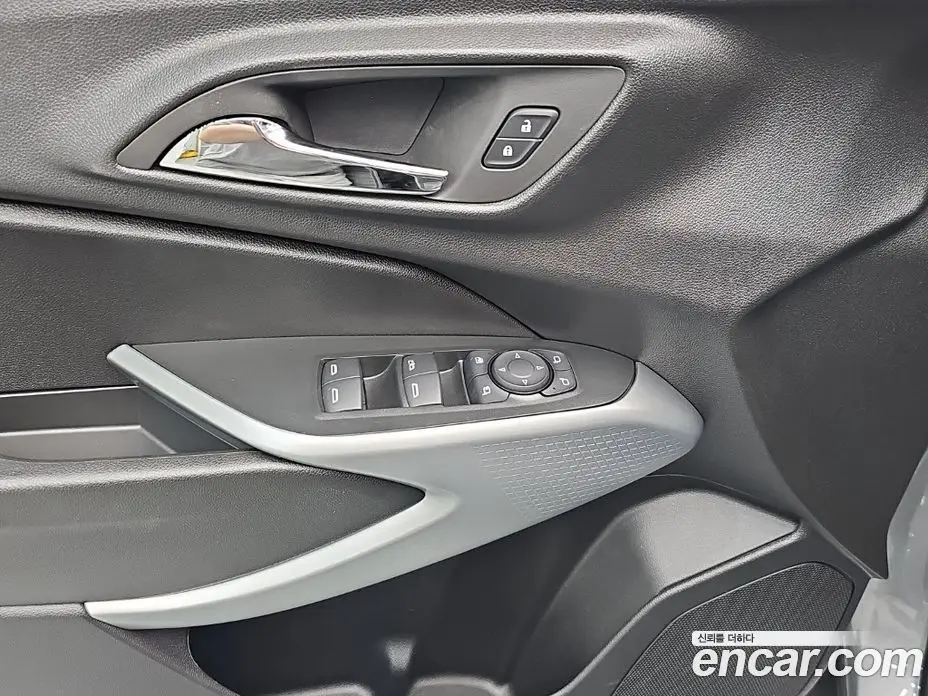 Chevrolet Trax 2025 1.2 автомат (гидро), фото 15