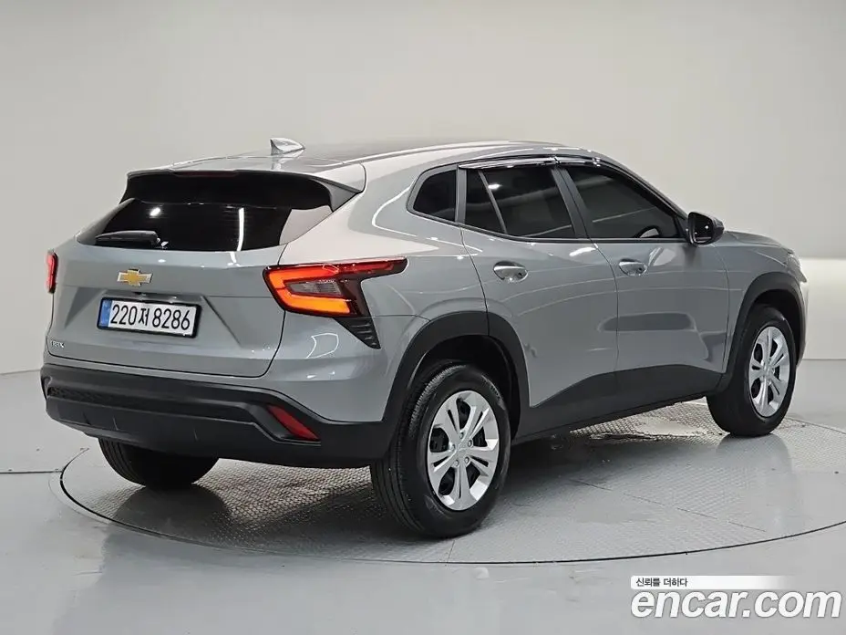 Chevrolet Trax 2025 1.2 автомат (гидро), фото 4