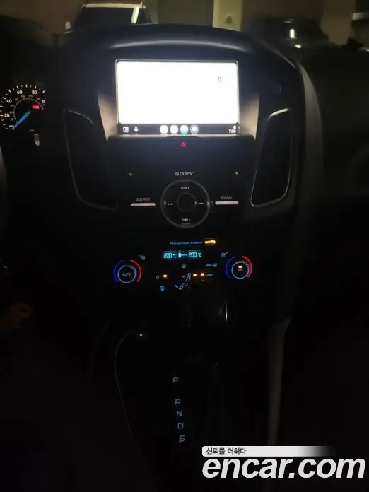 Ford Focus 2019 2.0 автомат (гидро), миниатюра 11