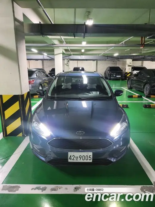 Ford Focus 2019 2.0 автомат (гидро), миниатюра 3