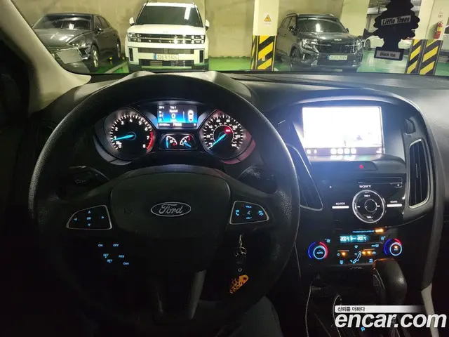 Ford Focus 2019 2.0 автомат (гидро), миниатюра 9