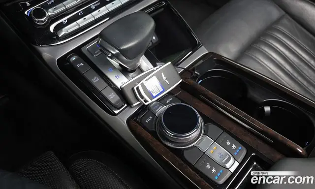Genesis EQ900 2017 3.3 автомат (гидро), миниатюра 9 Genesis EQ900 2017 3.3 автомат (гидро), миниатюра 9