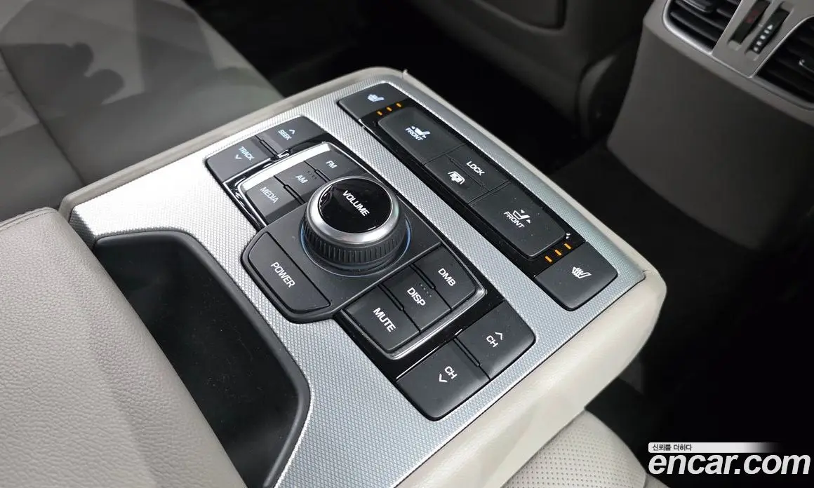 Genesis G80 2016 3.3 автомат (гидро), фото 25 Genesis G80 2016 3.3 автомат (гидро), фото 25