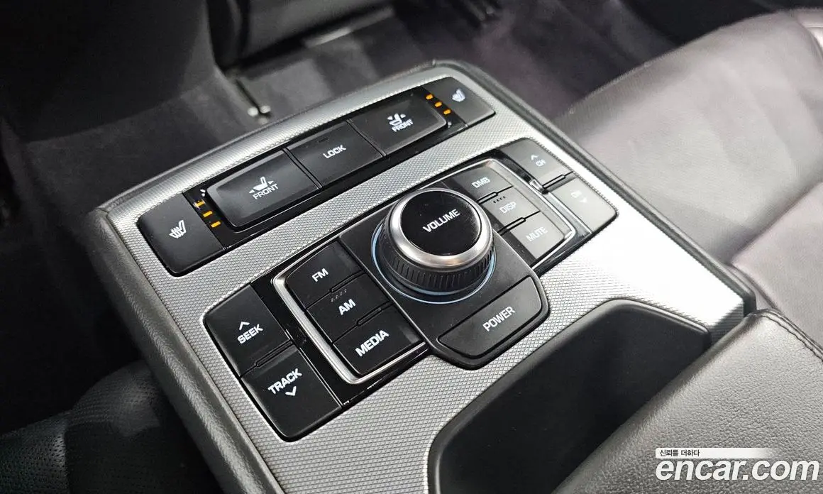 Genesis G80 2017 3.3 автомат (гидро), фото 19 Genesis G80 2017 3.3 автомат (гидро), фото 19