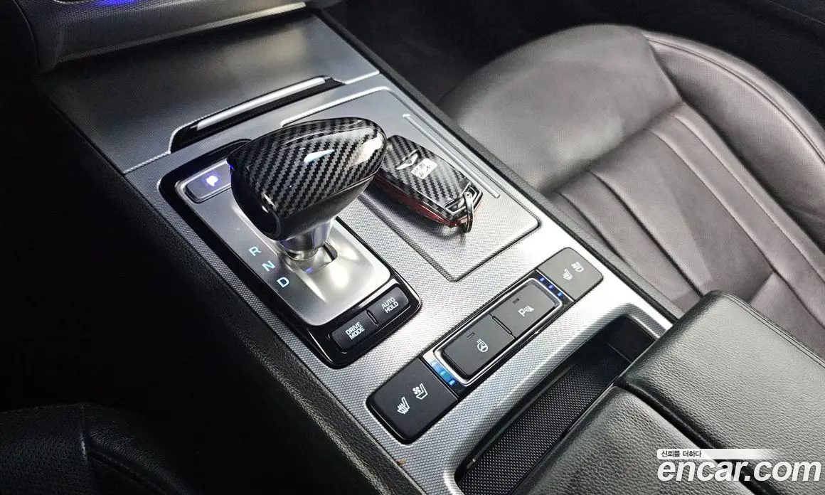Genesis G80 2017 3.3 автомат (гидро), фото 9 Genesis G80 2017 3.3 автомат (гидро), фото 9