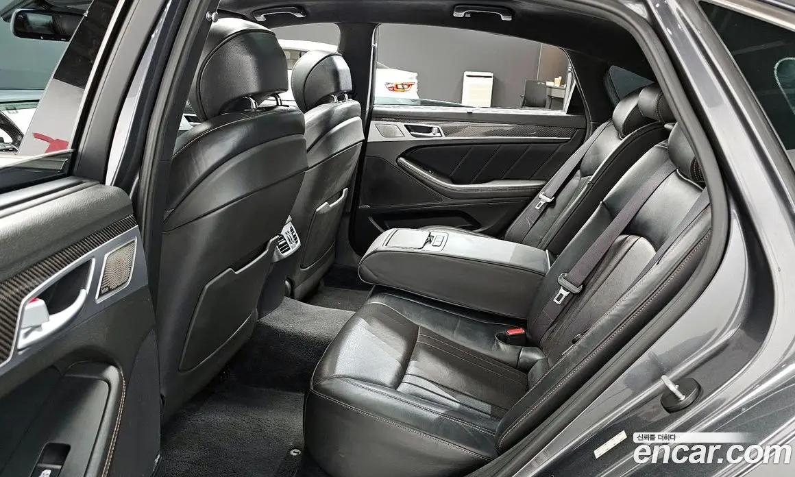 Genesis G80 2018 3.3 автомат (гидро), фото 11 Genesis G80 2018 3.3 автомат (гидро), фото 11