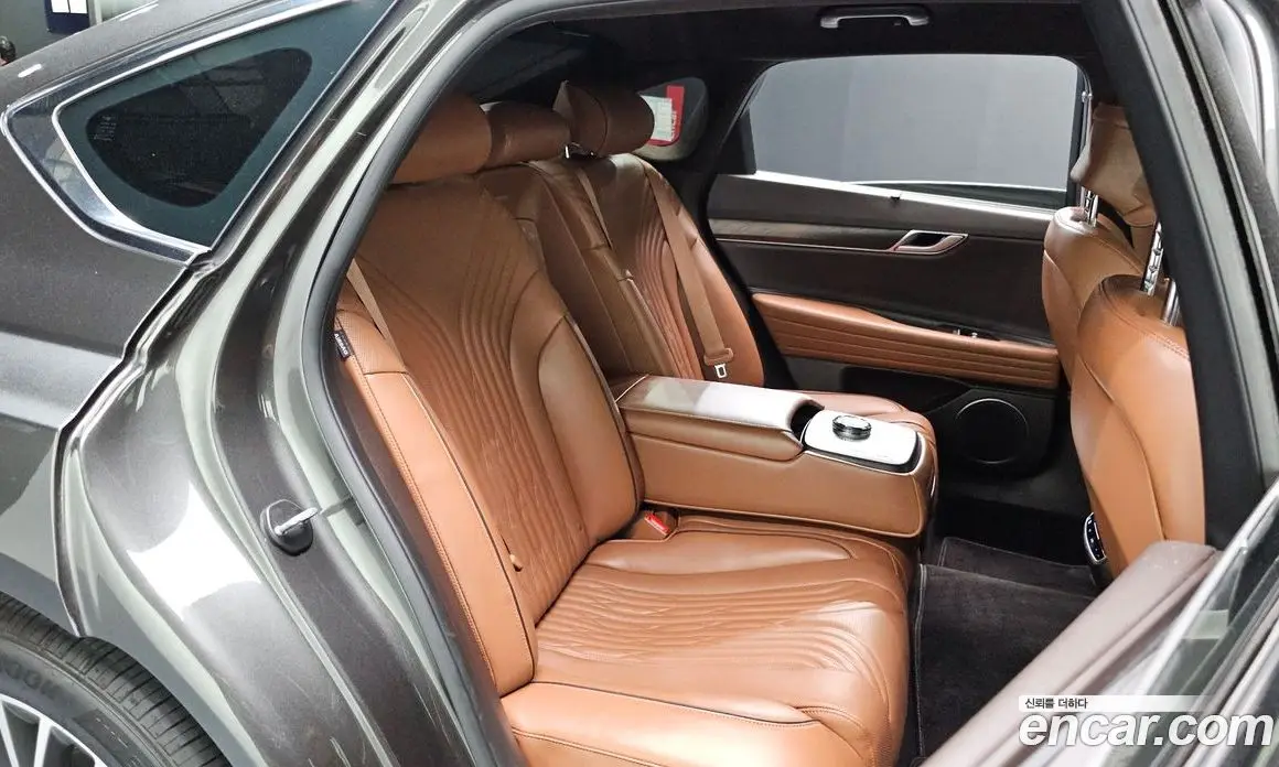Genesis G80 2023 2.5 автомат (гидро), фото 17
