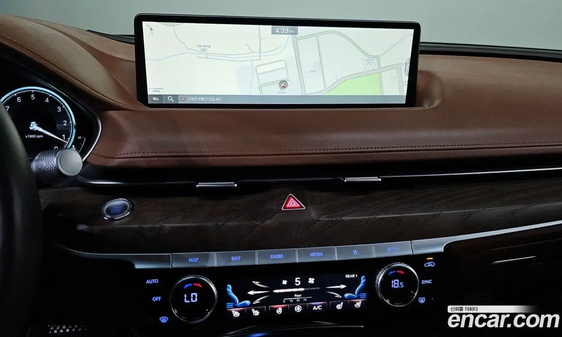 Genesis G80 2023 2.5 автомат (гидро), фото 22