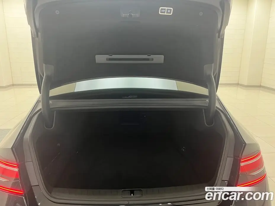 Genesis G90 2022 3.5 автомат (гидро), фото 18 Genesis G90 2022 3.5 автомат (гидро), фото 18