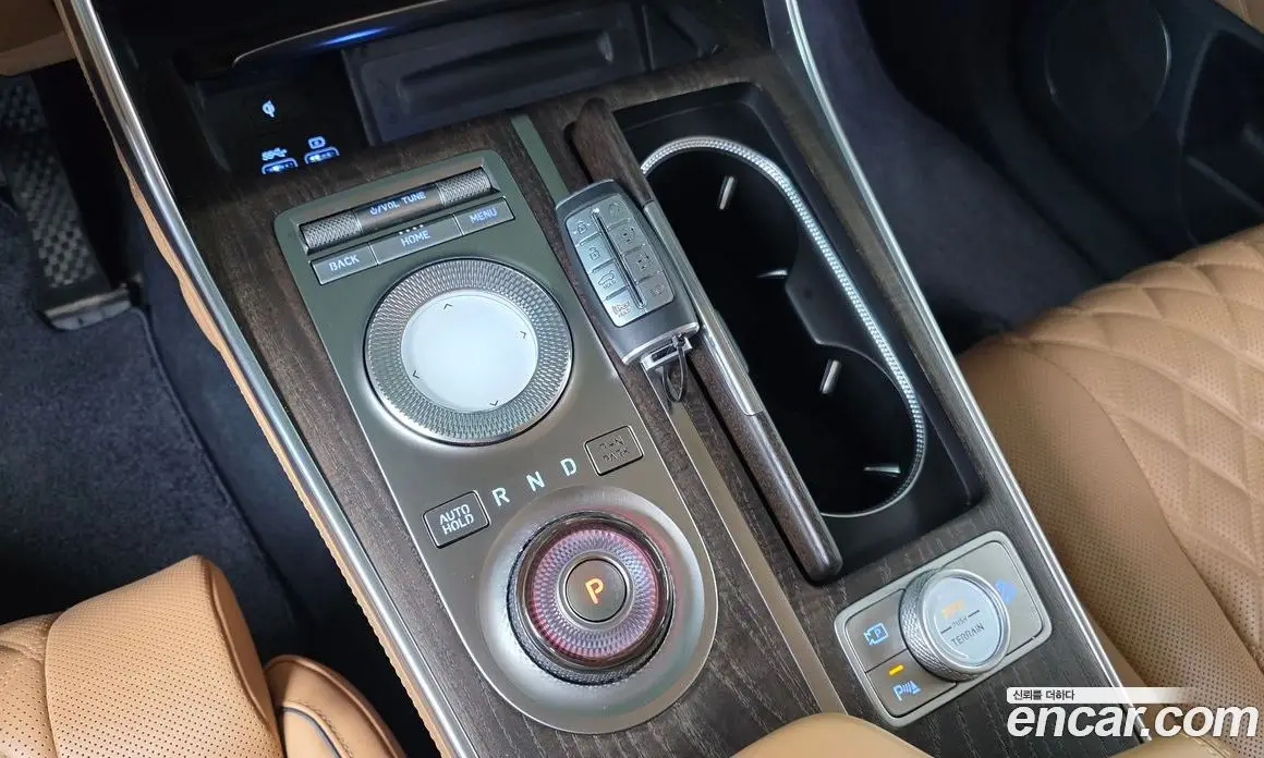 Genesis GV80 2022 2.5 автомат (гидро), фото 9 Genesis GV80 2022 2.5 автомат (гидро), фото 9