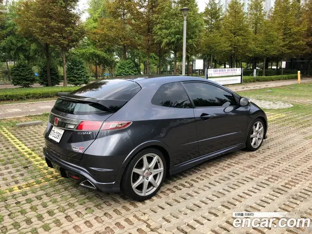 Honda Civic 2009 2.0 механика, миниатюра 4 Honda Civic 2009 2.0 механика, миниатюра 4