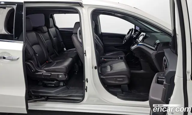 Honda Odyssey 2017 3.5 автомат (гидро), миниатюра 11 Honda Odyssey 2017 3.5 автомат (гидро), миниатюра 11