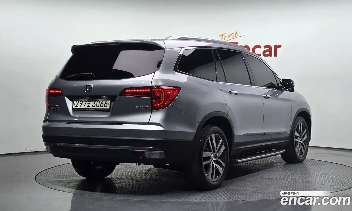 Honda Pilot 2016 3.5 автомат (гидро), фото 1 Honda Pilot 2016 3.5 автомат (гидро), фото 1