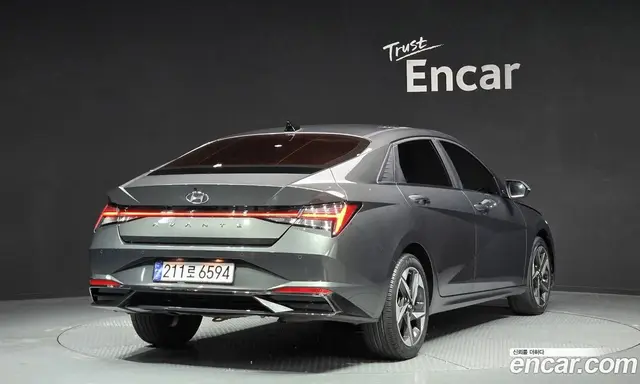 Hyundai Avante 2022 1.6 автомат (гидро), миниатюра 2