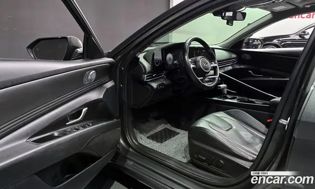 Hyundai Avante 2022 1.6 автомат (гидро), миниатюра 11