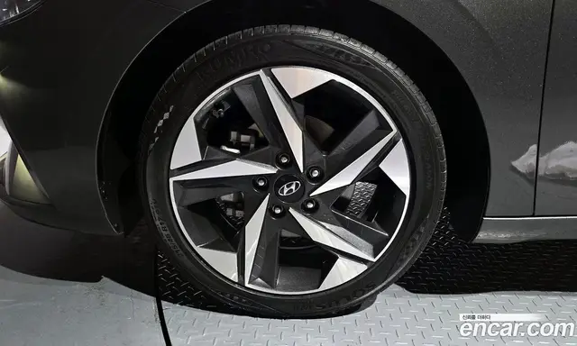 Hyundai Avante 2022 1.6 автомат (гидро), миниатюра 5