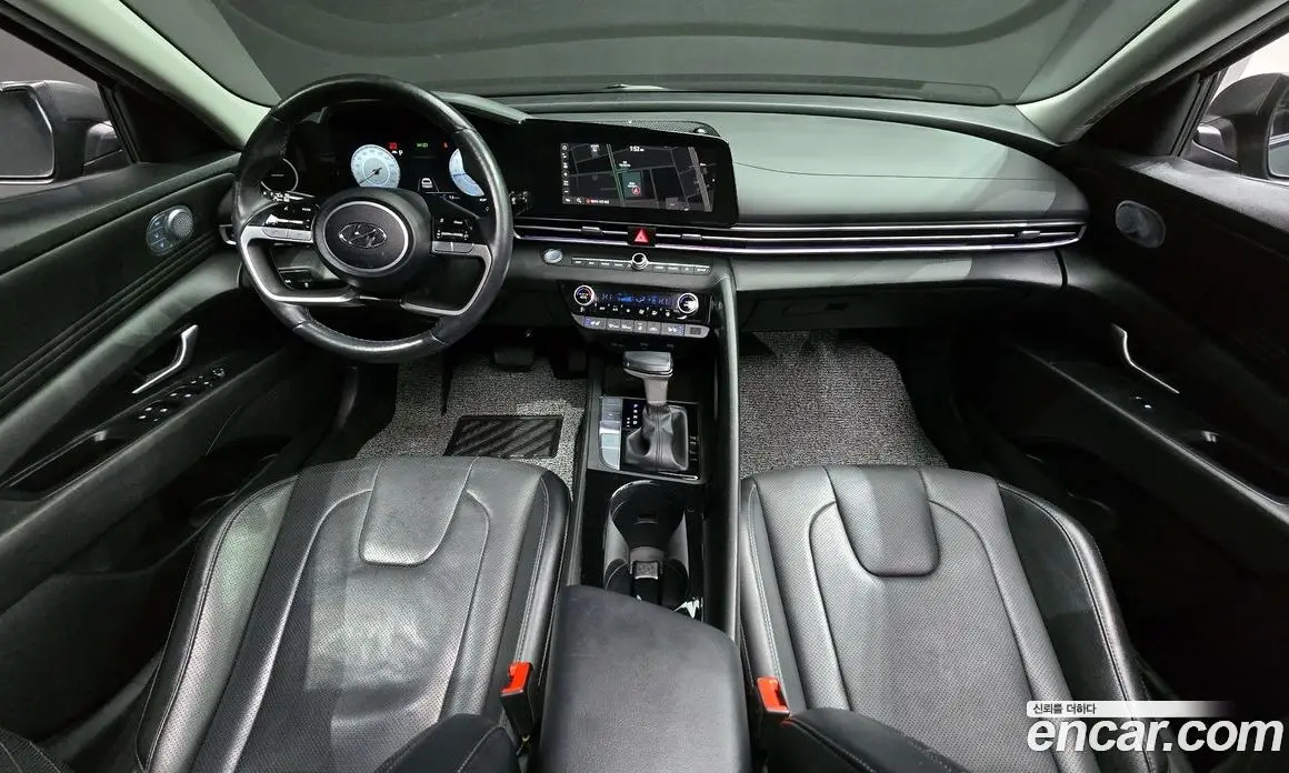 Hyundai Avante 2022 1.6 автомат (гидро), фото 7