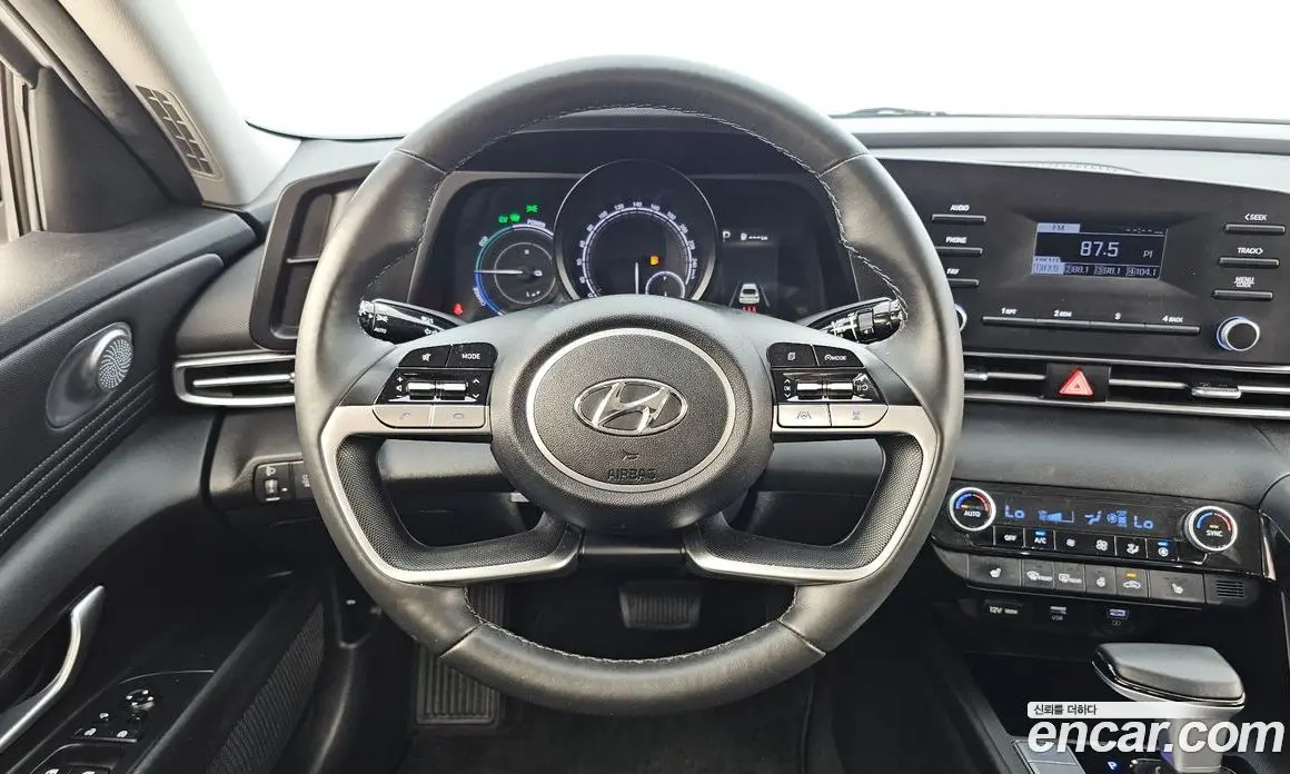 Hyundai Avante 2023 1.6 автомат (гидро), фото 15 Hyundai Avante 2023 1.6 автомат (гидро), фото 15