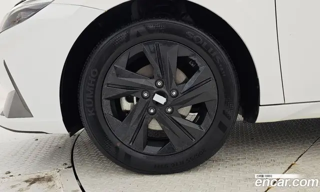 Hyundai Avante 2023 1.6 автомат (гидро), миниатюра 5 Hyundai Avante 2023 1.6 автомат (гидро), миниатюра 5