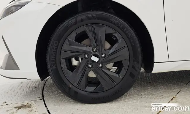 Hyundai Avante 2023 1.6 автомат (гидро), миниатюра 5