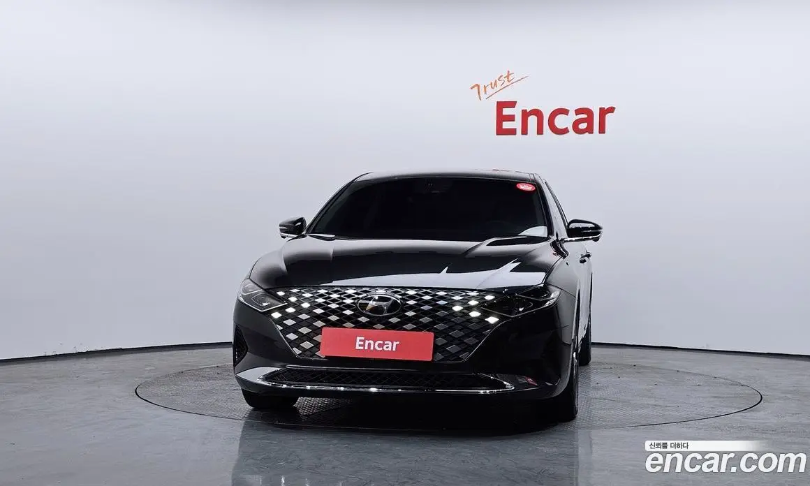 Hyundai Grandeur 2020 2.5 автомат (гидро), фото 3 Hyundai Grandeur 2020 2.5 автомат (гидро), фото 3