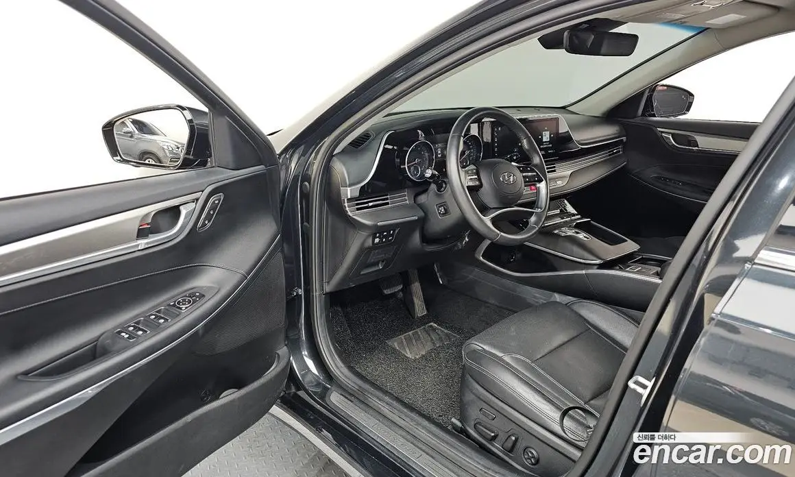 Hyundai Grandeur 2020 2.5 автомат (гидро), фото 10 Hyundai Grandeur 2020 2.5 автомат (гидро), фото 10