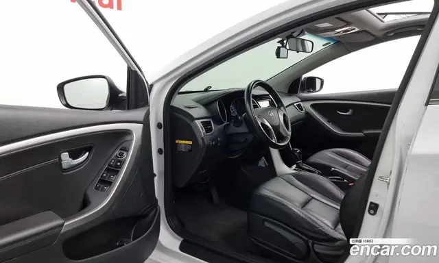 Hyundai i30 2013 1.6 автомат (гидро), миниатюра 11 Hyundai i30 2013 1.6 автомат (гидро), миниатюра 11