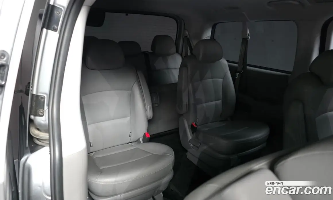 Hyundai Starex 2018 2.5 автомат (гидро), фото 19 Hyundai Starex 2018 2.5 автомат (гидро), фото 19