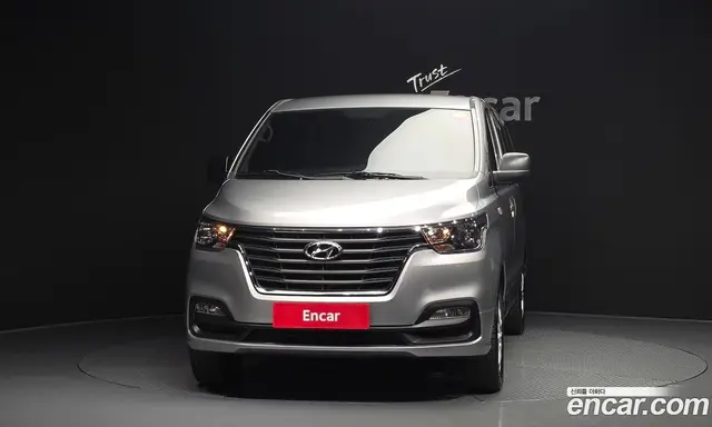 Hyundai Starex 2018 2.5 автомат (гидро), миниатюра 3 Hyundai Starex 2018 2.5 автомат (гидро), миниатюра 3