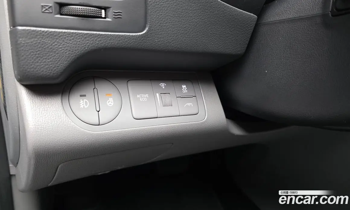 Hyundai Starex 2018 2.5 автомат (гидро), фото 23 Hyundai Starex 2018 2.5 автомат (гидро), фото 23