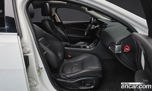 Jaguar XE 2015 2.0 автомат (гидро), миниатюра 11 Jaguar XE 2015 2.0 автомат (гидро), миниатюра 11