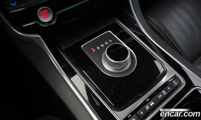 Jaguar XE 2015 2.0 автомат (гидро), миниатюра 9 Jaguar XE 2015 2.0 автомат (гидро), миниатюра 9