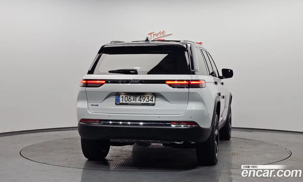 Jeep Cherokee 2023 2.0 автомат (гидро), фото 3