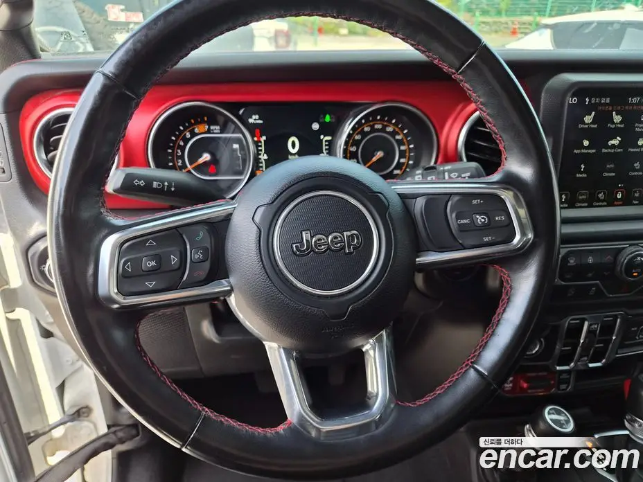 Jeep Wrangler 2023 2.0 автомат (гидро), фото 12 Jeep Wrangler 2023 2.0 автомат (гидро), фото 12