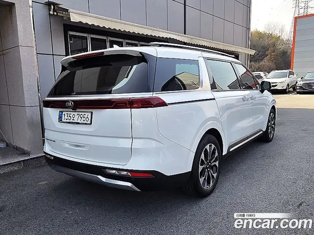 Kia Carnival 2020 2.2 автомат (гидро), миниатюра 3 Kia Carnival 2020 2.2 автомат (гидро), миниатюра 3