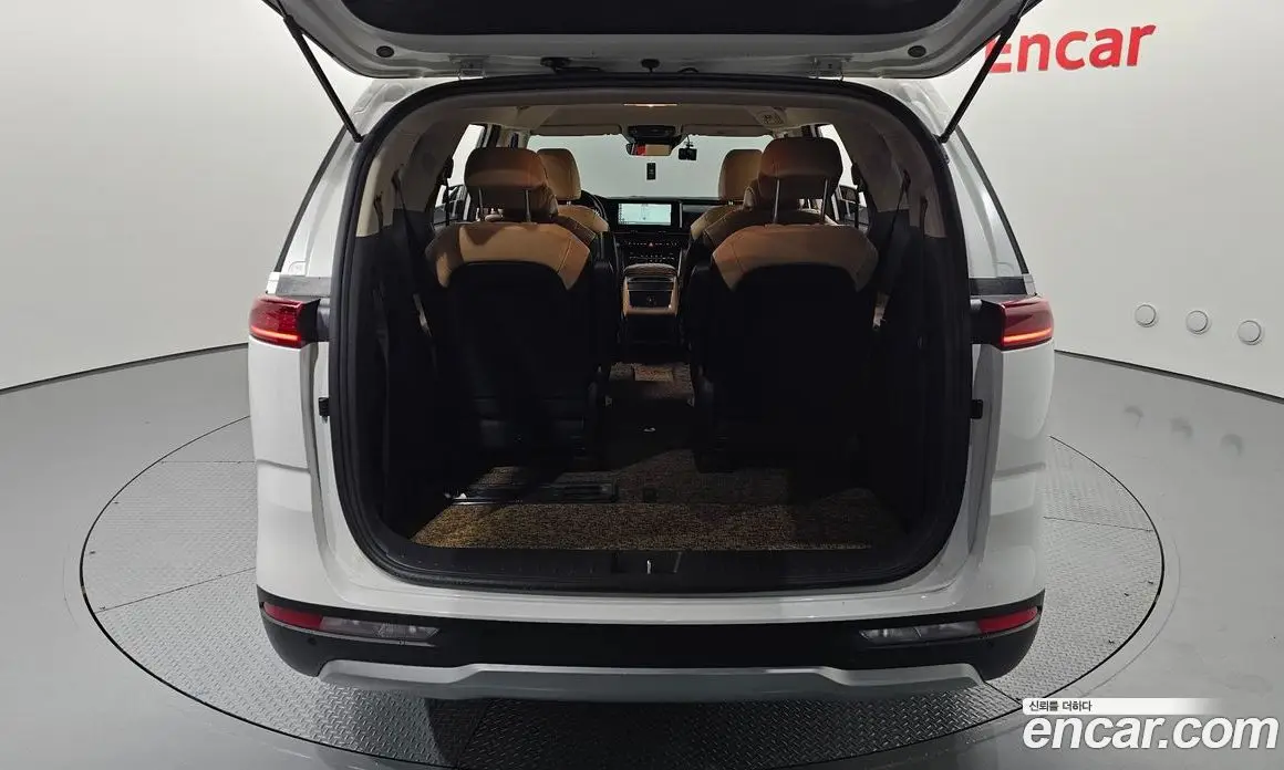 Kia Carnival 2022 2.2 автомат (гидро), фото 20 Kia Carnival 2022 2.2 автомат (гидро), фото 20