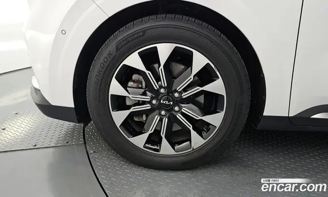 Kia Carnival 2023 3.5 автомат (гидро), миниатюра 5 Kia Carnival 2023 3.5 автомат (гидро), миниатюра 5