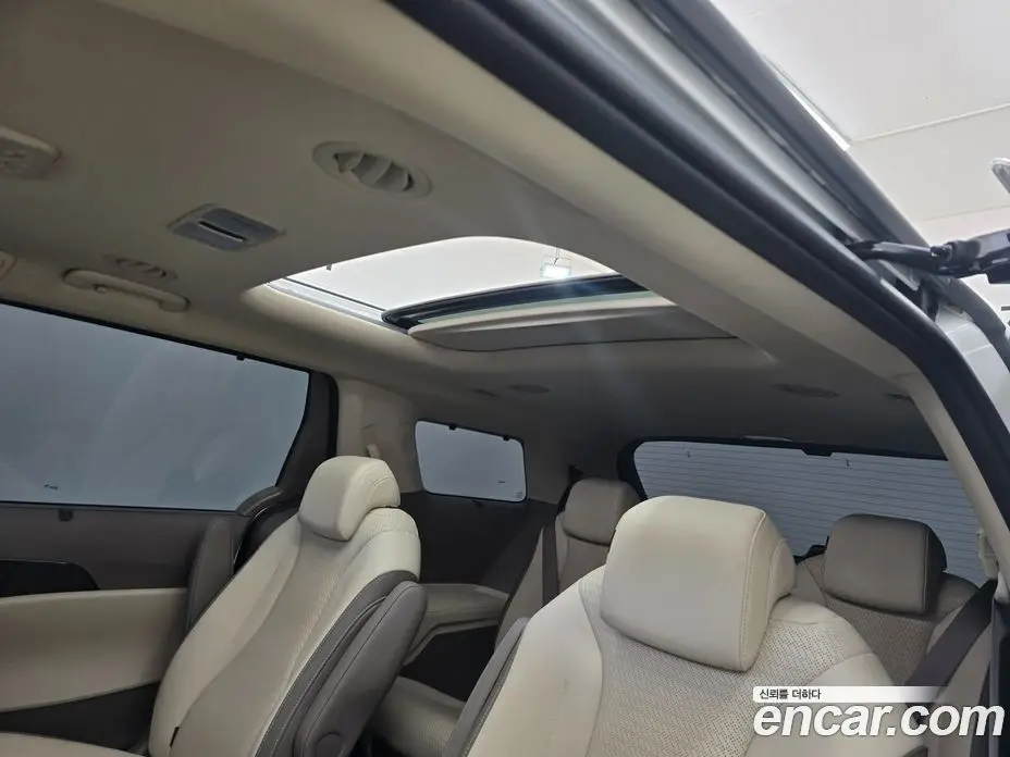 Kia Carnival 2024 1.6 автомат (гидро), фото 15 Kia Carnival 2024 1.6 автомат (гидро), фото 15
