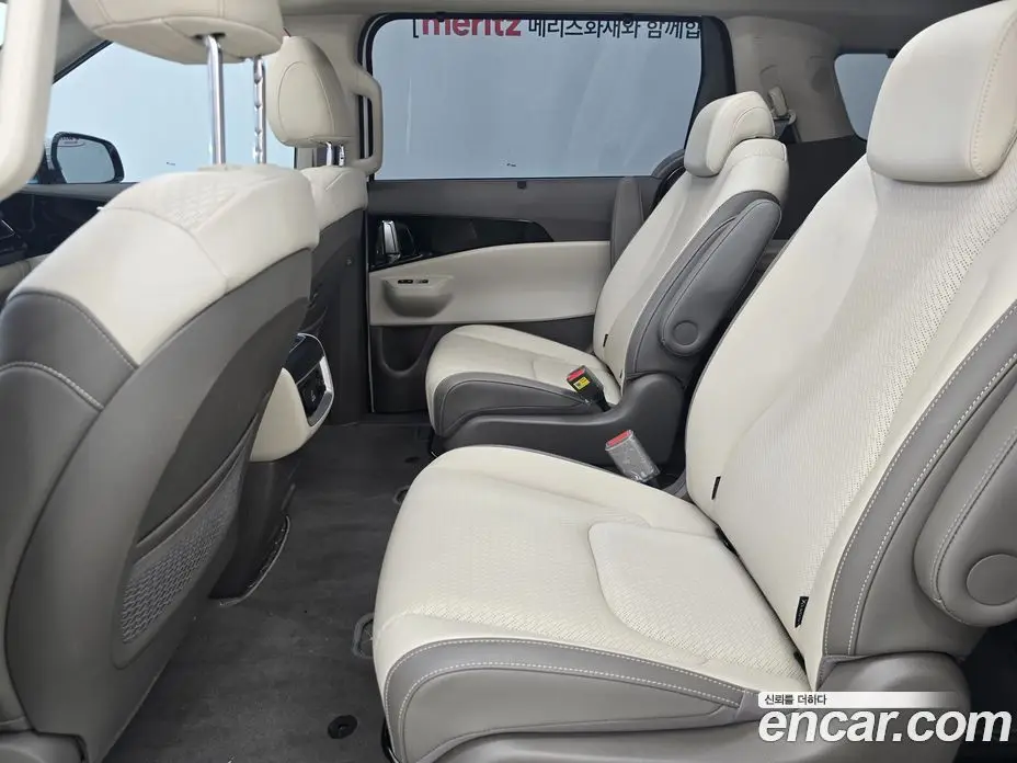 Kia Carnival 2024 1.6 автомат (гидро), фото 16 Kia Carnival 2024 1.6 автомат (гидро), фото 16