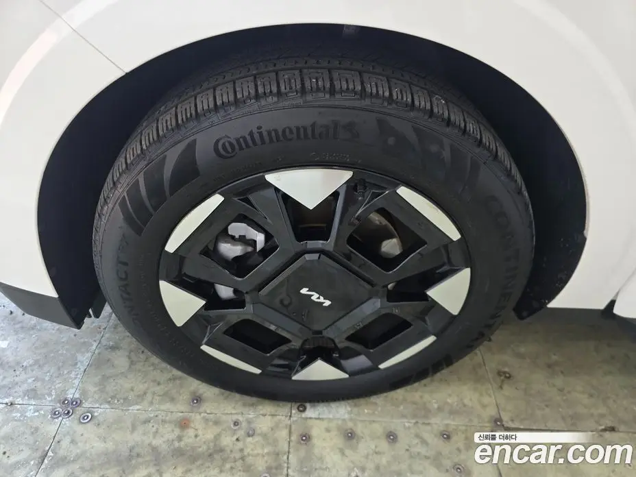 Kia Carnival 2024 1.6 автомат (гидро), фото 17 Kia Carnival 2024 1.6 автомат (гидро), фото 17
