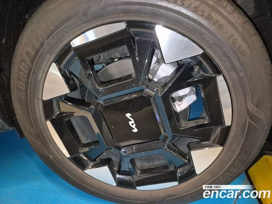 Kia Carnival 2024 1.6 автомат (гидро), фото 15 Kia Carnival 2024 1.6 автомат (гидро), фото 15