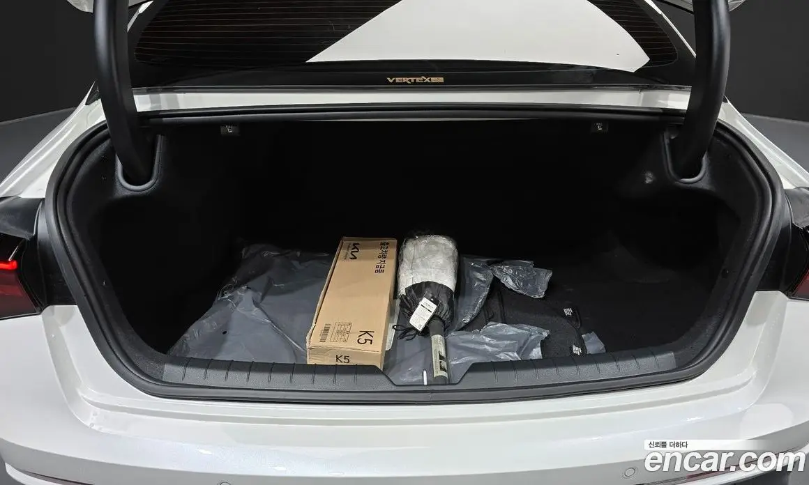 Kia K5 (Optima) 2024 1.6 автомат (гидро), фото 28
