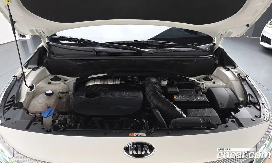 Kia Seltos 2020 1.6 автомат (гидро), фото 6