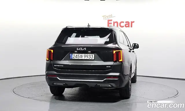 Kia Sorento 2023 1.6 автомат (гидро), миниатюра 4 Kia Sorento 2023 1.6 автомат (гидро), миниатюра 4