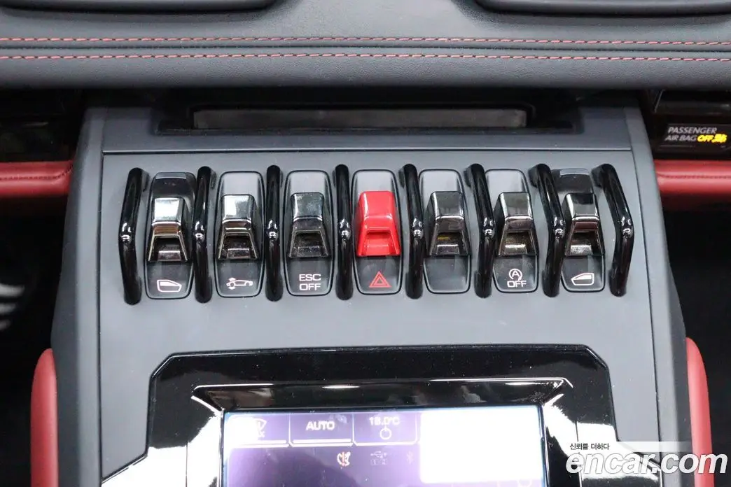 Lamborghini Huracan 2023 5.2 автомат (гидро), фото 17 Lamborghini Huracan 2023 5.2 автомат (гидро), фото 17