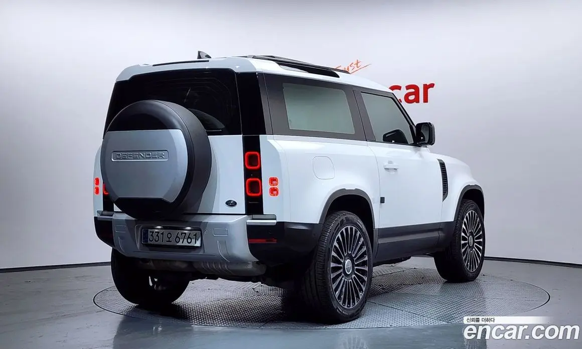 Land Rover Defender 2021 3.0 автомат (гидро), фото 2 Land Rover Defender 2021 3.0 автомат (гидро), фото 2