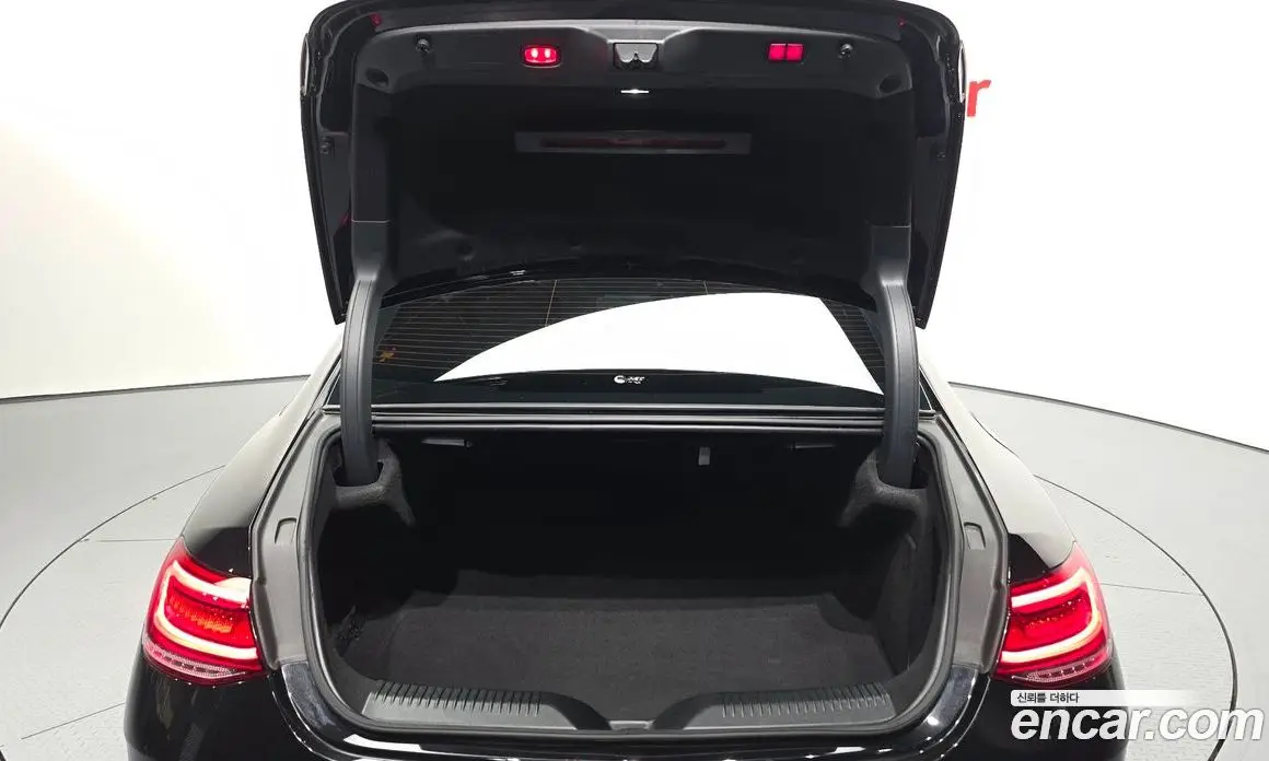 Mercedes-Benz CLS-Class 2019 1.9 автомат (гидро), фото 20 Mercedes-Benz CLS-Class 2019 1.9 автомат (гидро), фото 20