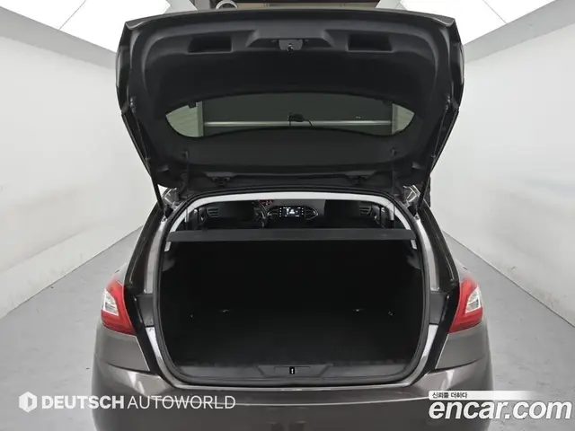 Peugeot 308 2015 1.6 автомат (гидро), миниатюра 12