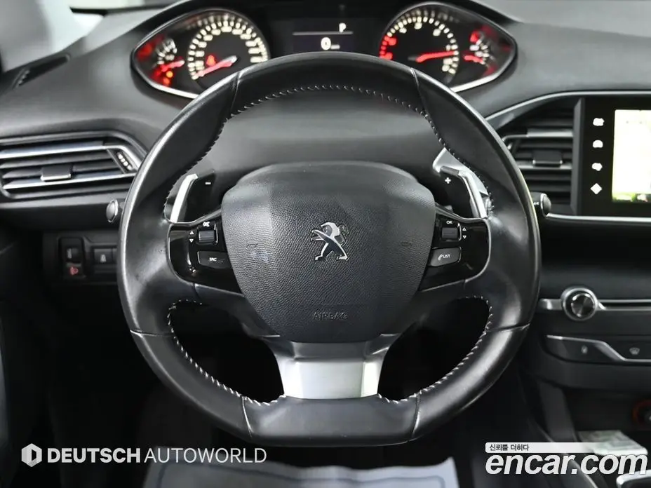 Peugeot 308 2015 1.6 автомат (гидро), фото 13 Peugeot 308 2015 1.6 автомат (гидро), фото 13